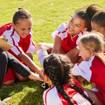 https://res.cloudinary.com/nrpadev/image/upload/f_auto%2Cq_70/Youth-Sports-Teambuilding-410.jpg