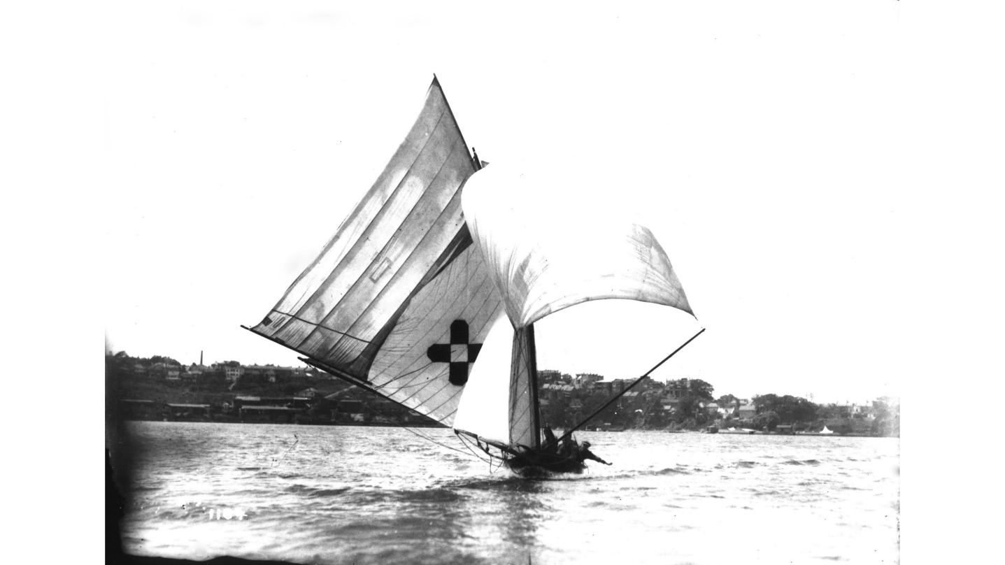  Running with all the gear up. We think this is Commonwealth in Sydney.