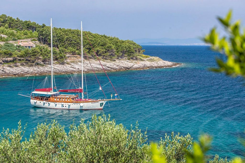 NN Lagoon 50 - 6 + 2 cab. біля причалу ACI Marina Cres