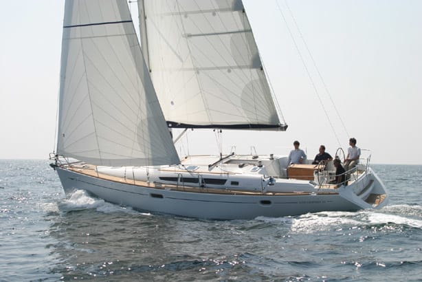 Flash Sun Odyssey 45 vor Anker in Marina Losinj, Mali Losinj