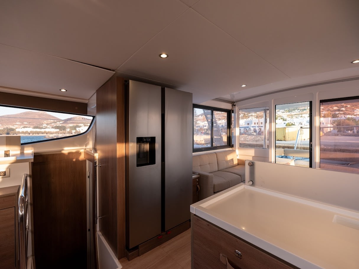 Gorgo Bali 4.4 vor Anker in Rhodes New Marina