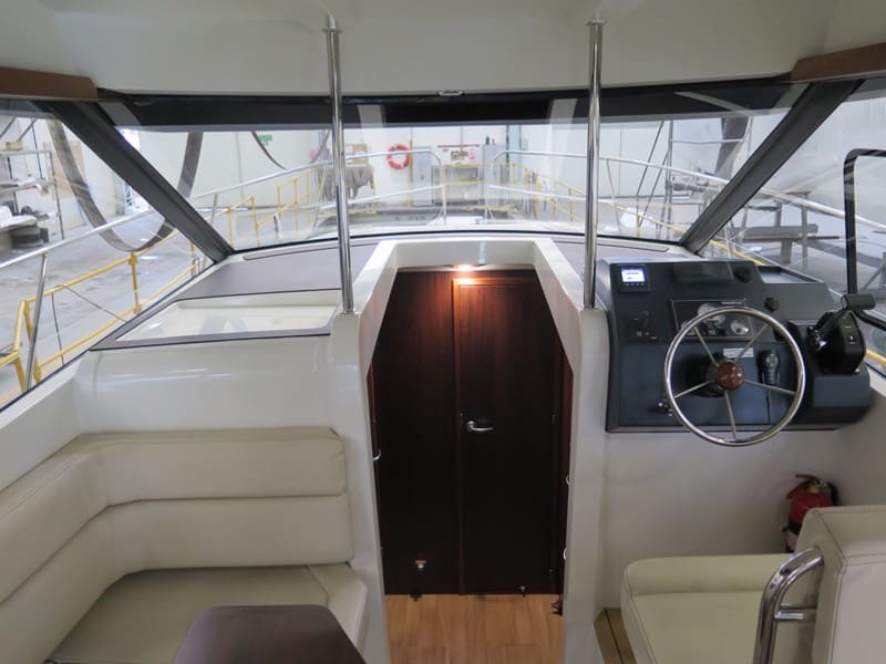 Platinum 989 Flybridge moored at PTTK Wilkasy