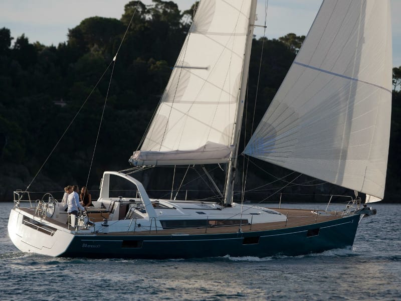Wayward Prince Oceanis 48 vor Anker in Kalkara Marina