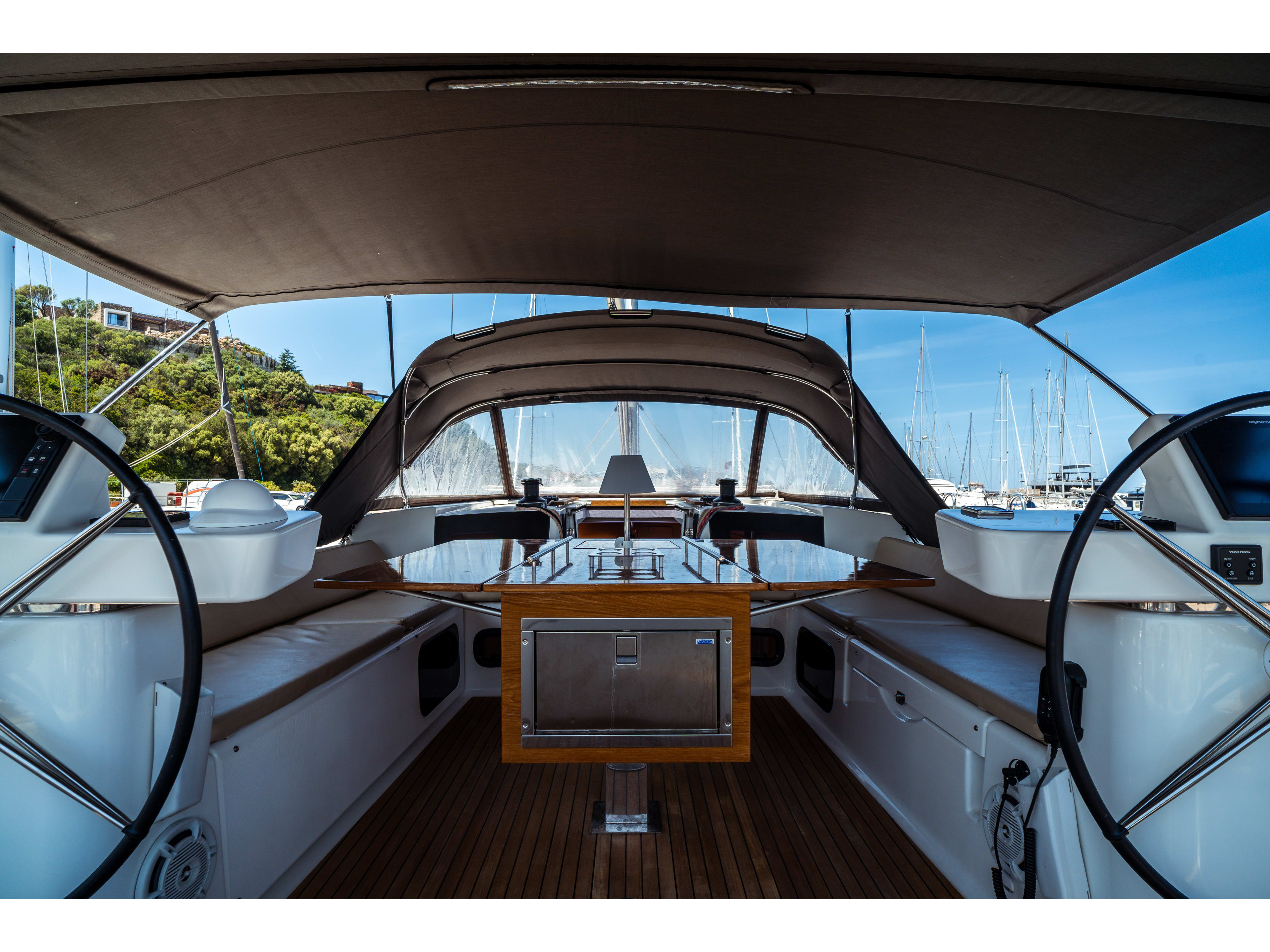 Caterina Dufour 56 Exclusive amarrado en Marina di Portisco
