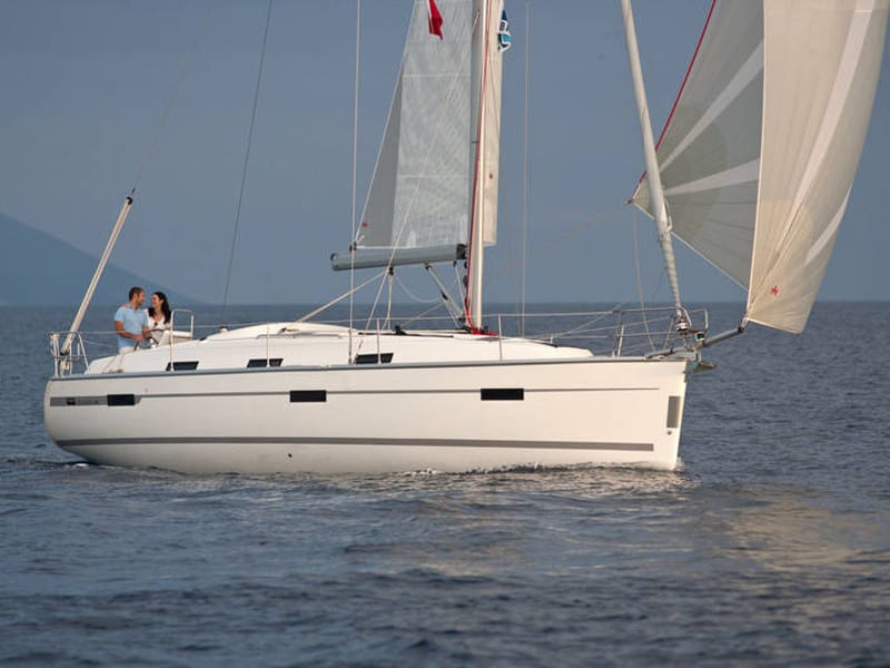 Carpe Diem Bavaria Cruiser 36 moored at Lemmer