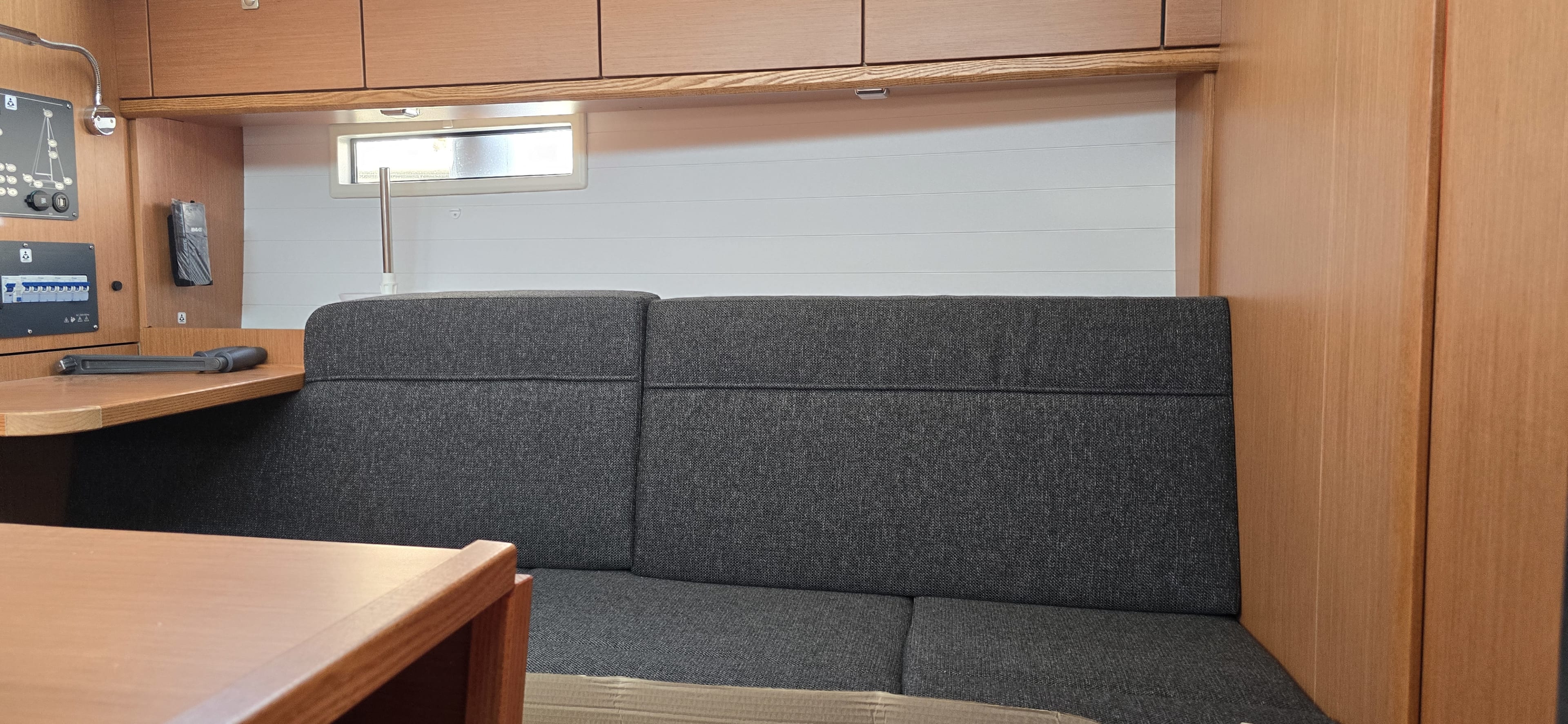Maia Bavaria Cruiser 37 біля причалу Marina Zadar