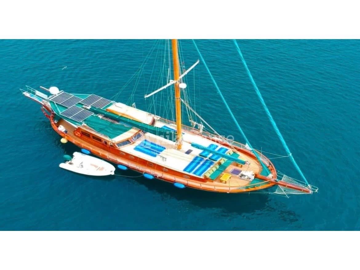 Classic Gulet vor Anker in Bodrum / Gumbet Limani