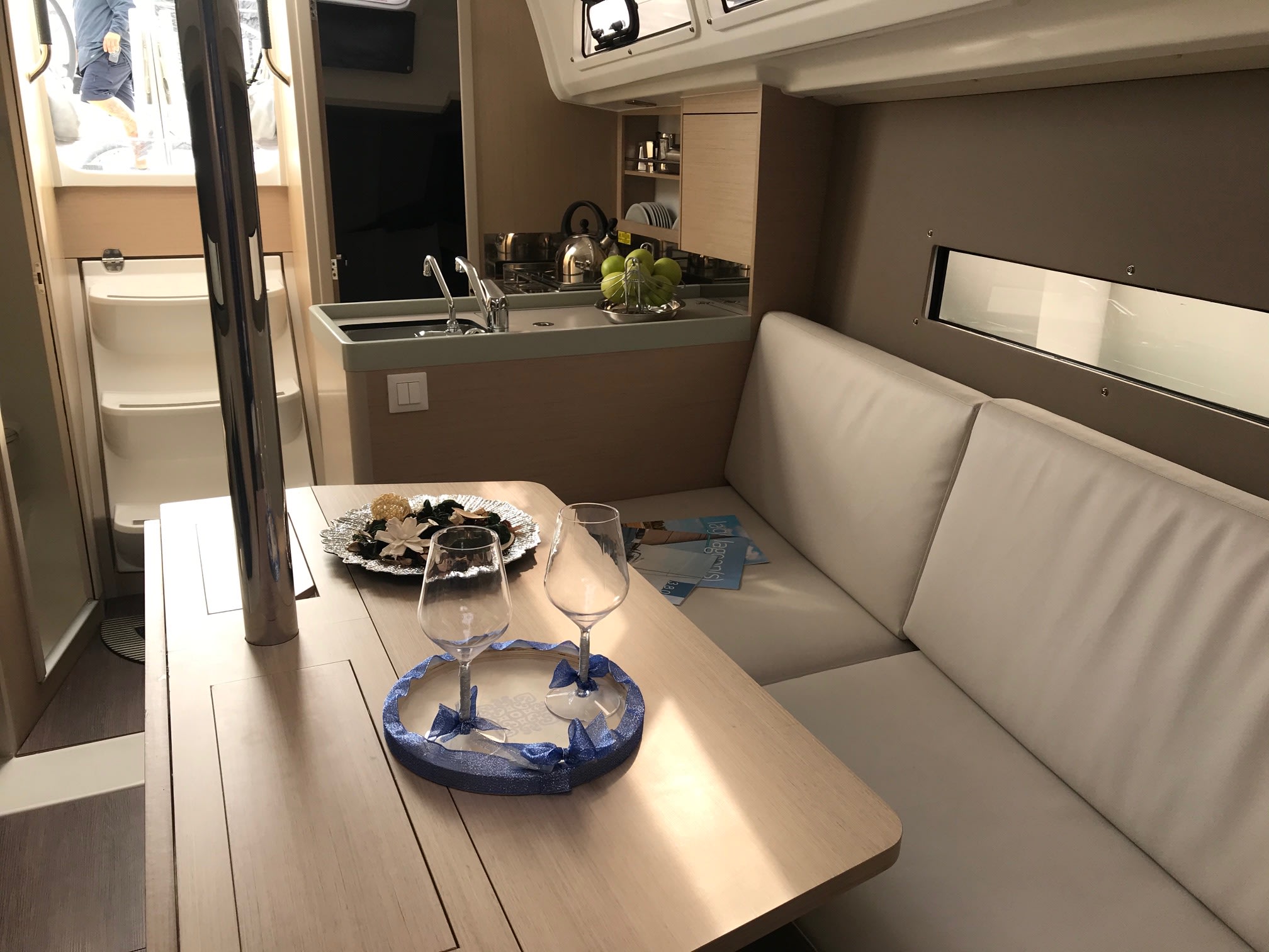 Mimosa Oceanis 30.1 vor Anker in Portisco / Cala dei Sardi