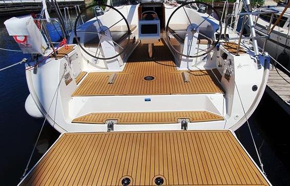 Hermes Bavaria 41 Cruiser Bavaria Cruiser 41 moored at Athens / Alimos Marina