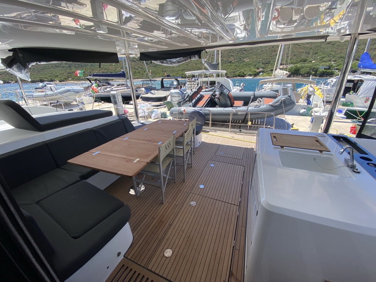 The Moon (GND) Lagoon 55 amarrado en St. George's / Grenada Yacht Club