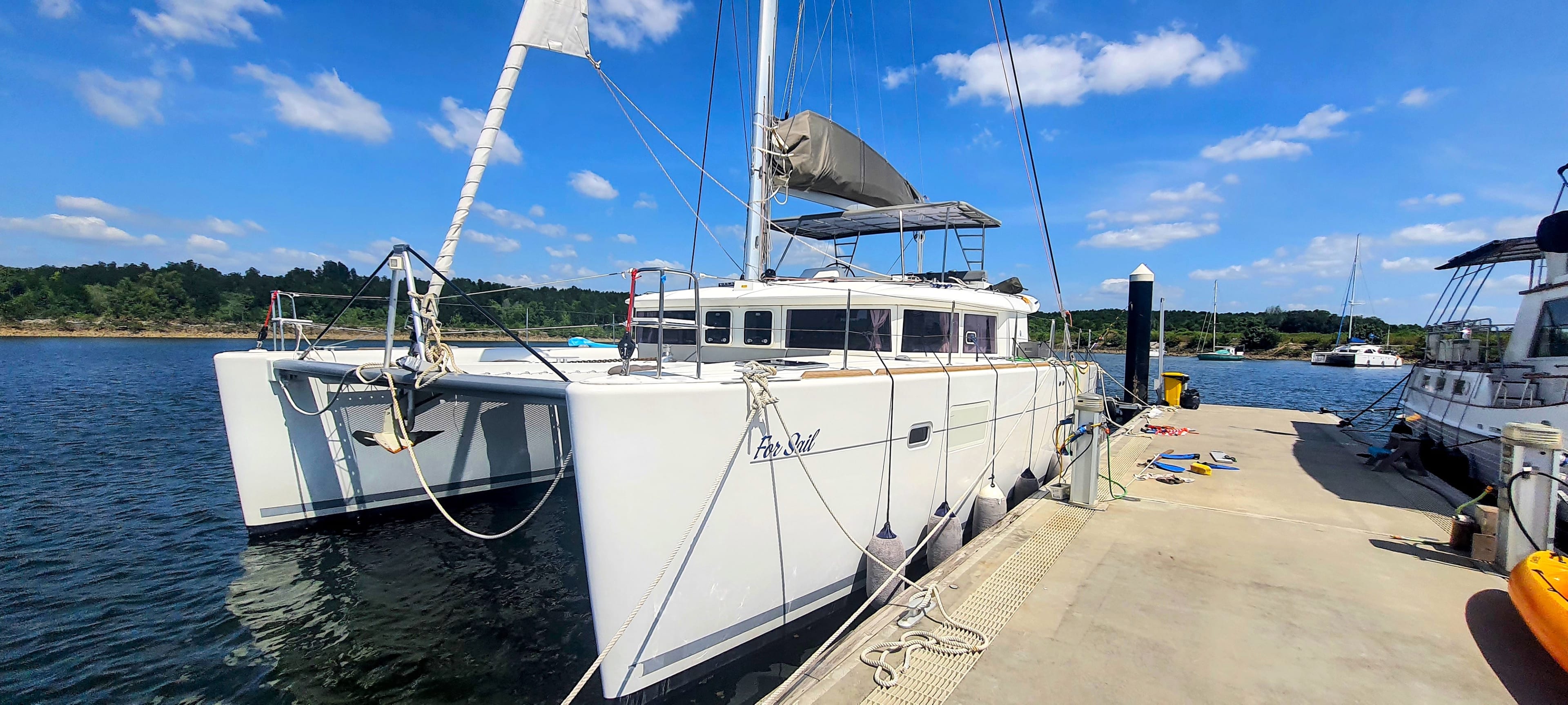 ArMarg Lagoon 450 Fly moored at Koh Chang