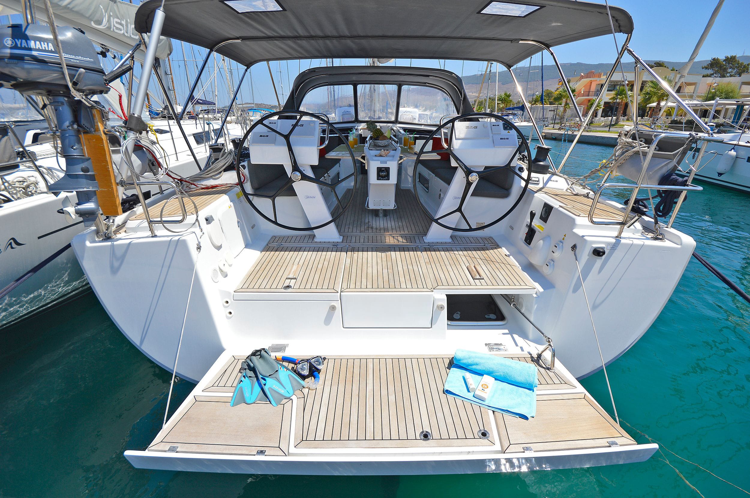 Kimi Hanse 505 vor Anker in Marina Kos