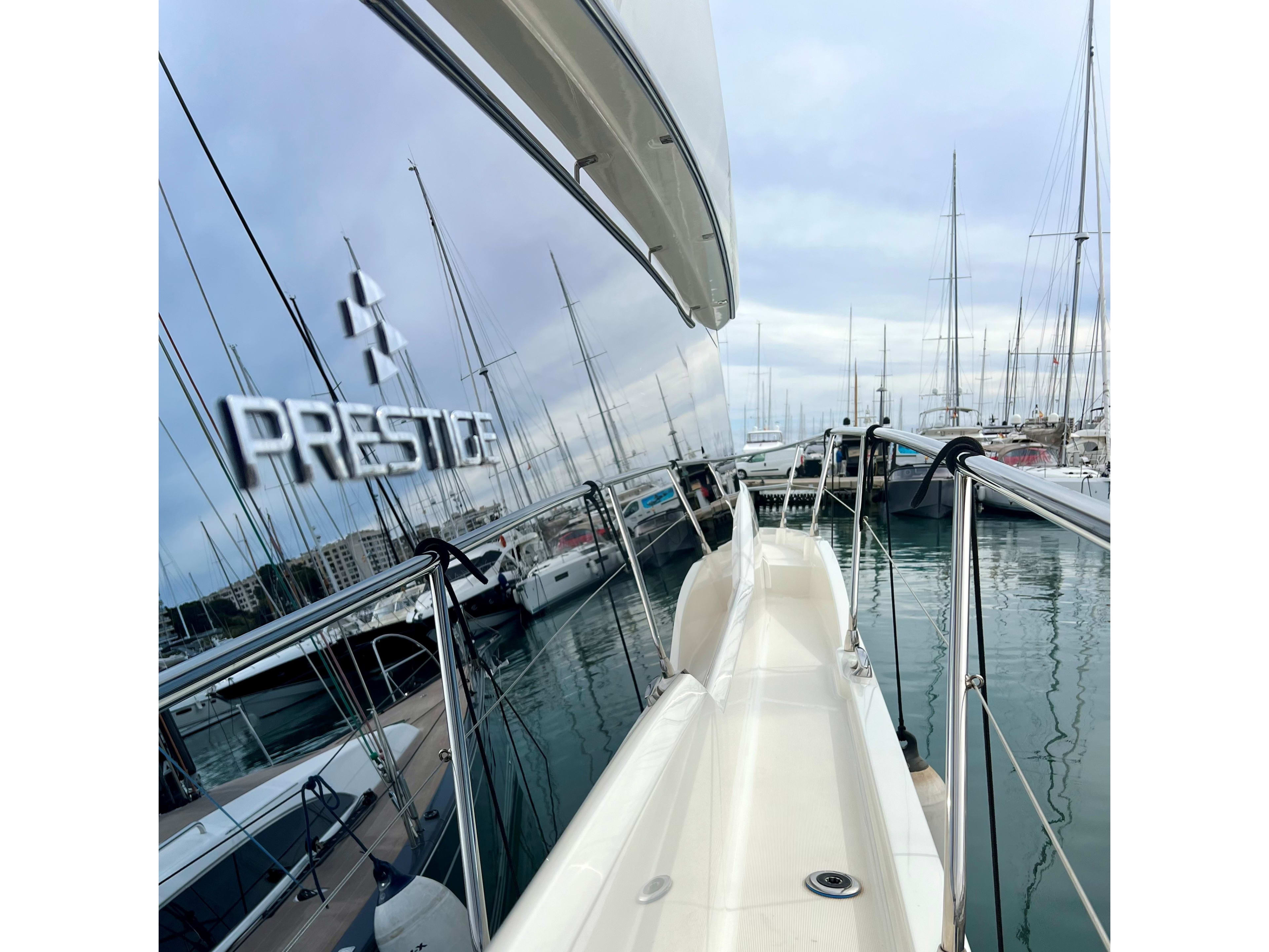 Perfect Life Prestige 460 moored at Palma de Mallorca / Club de Mar