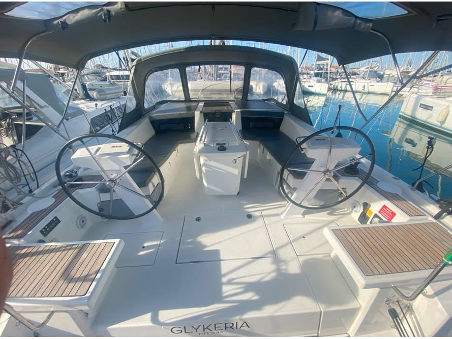 Glykeria Oceanis 46.1 vor Anker in Lefkada / D-Marin Marina Lefkas