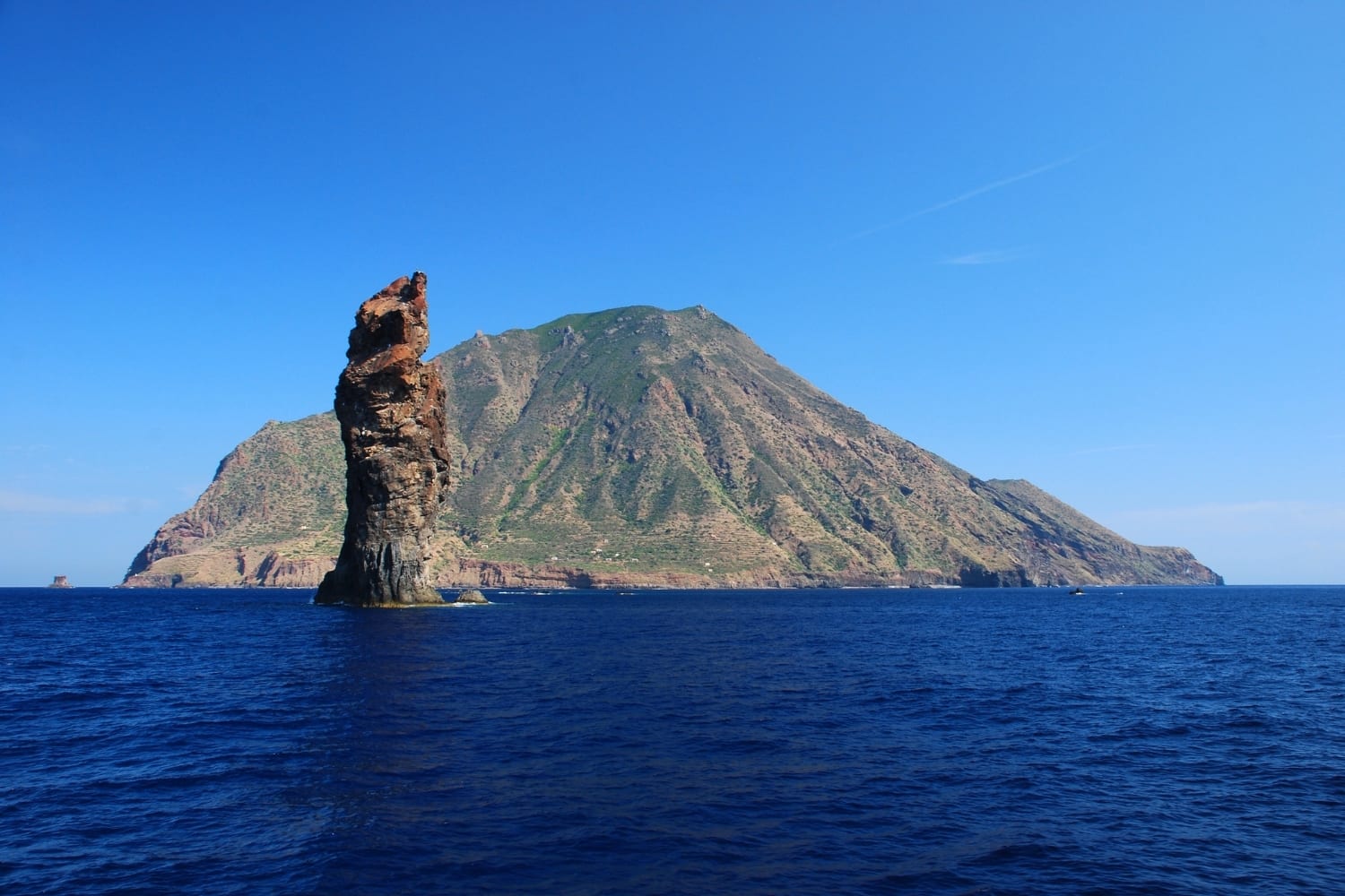 Aeolian Island Cabin 3 Gulet vor Anker in Milazzo / Poseidon Marina