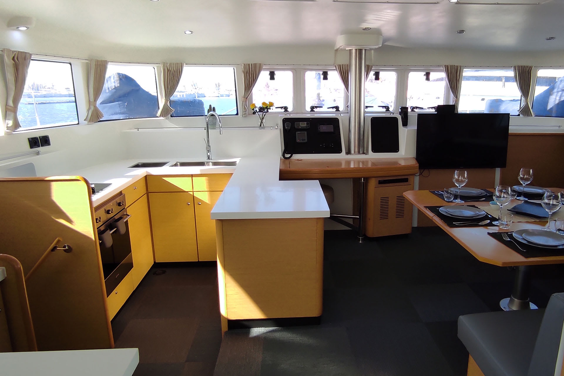 The Full House - (A/C - Generator - Refit 2021) Lagoon 500 moored at Athens / Alimos Marina