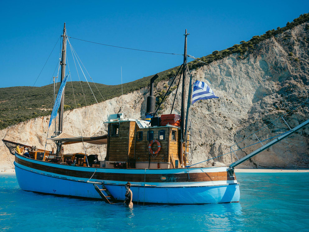 Ionian Spirit Gulet vor Anker in Lefkada / Marina Perigiali