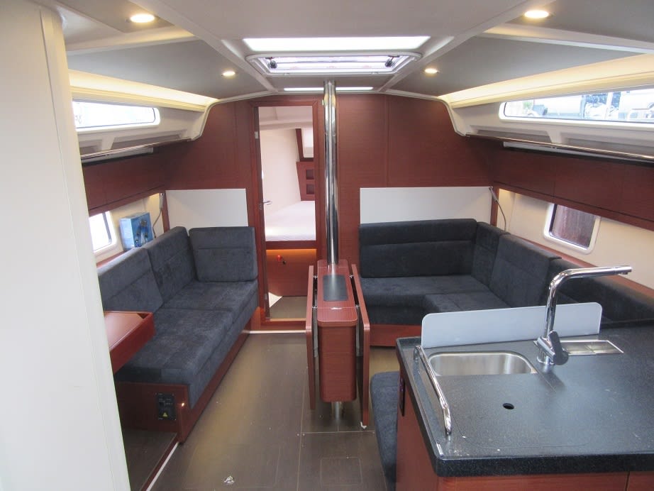 Godelieve Hanse 388 amarrado en Göteborg City Marina