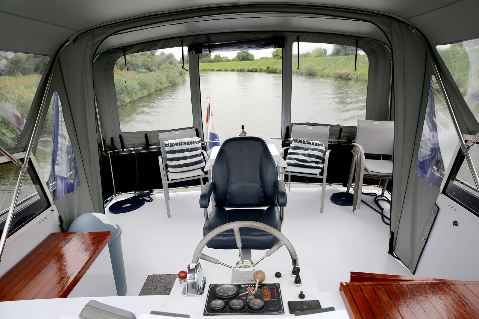 Majoris De Drait Renal 40 vor Anker in Heukelum / De Koornwaard