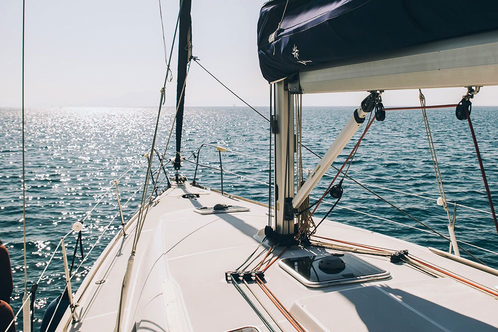 Mila Sun Odyssey 42 i vor Anker in Port of Volos