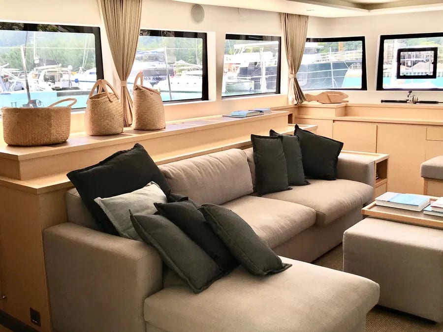 Premium Lagoon 620 amarrado en Mahe, Victoria / Eden Island Marina