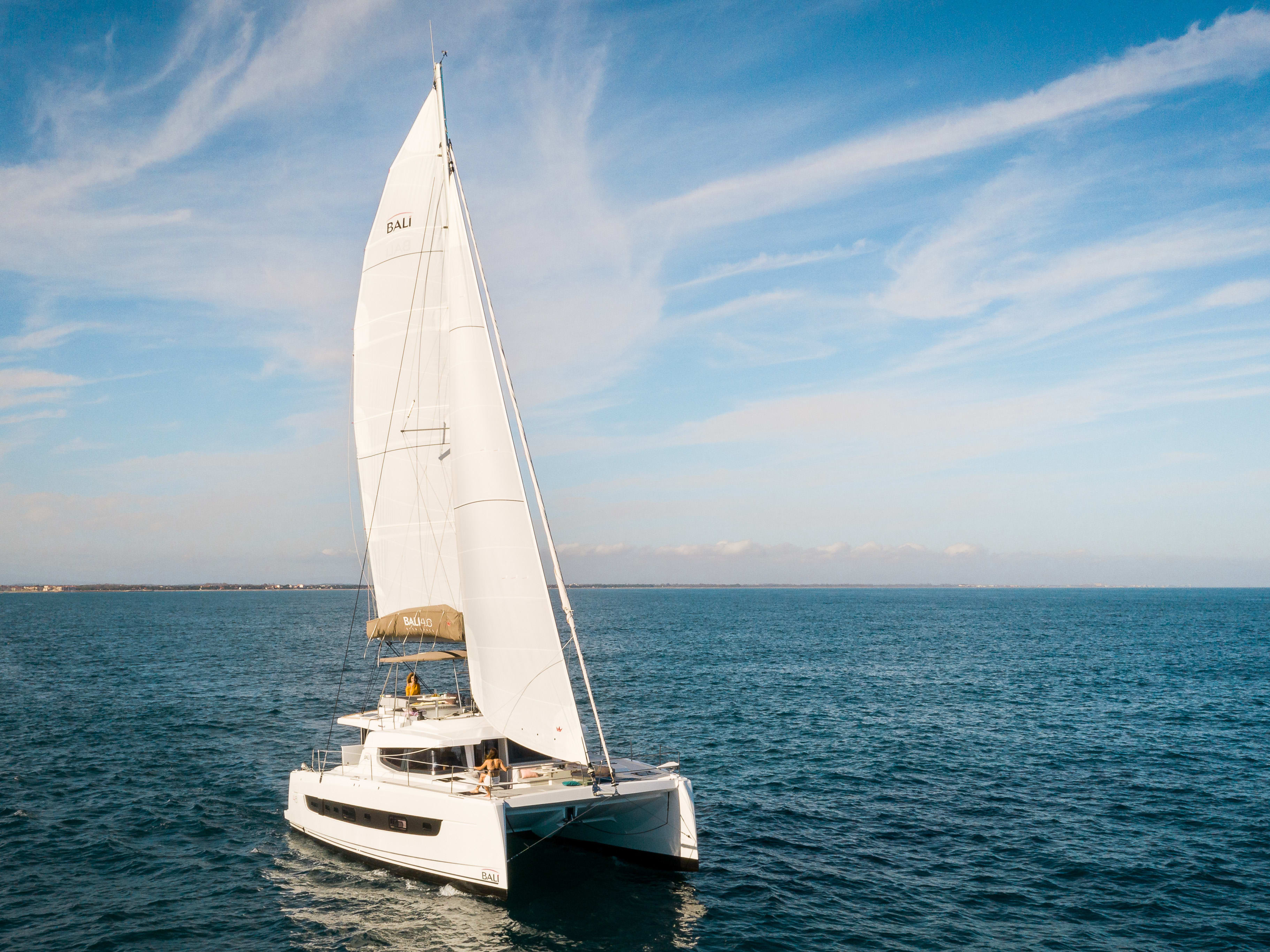 Santa Ana Bali 4.6 moored at Saint-Mandrier-sur-Mer / Port Pin Rolland