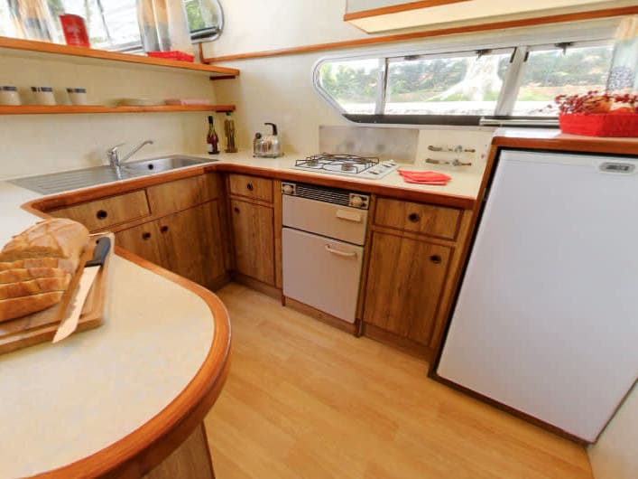 Classique - Budget 12 vor Anker in Carrick on Shannon / The Marina