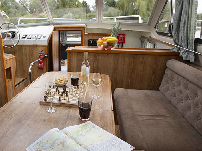 Crusader - Budget 26 moored at Wellingford / Benson