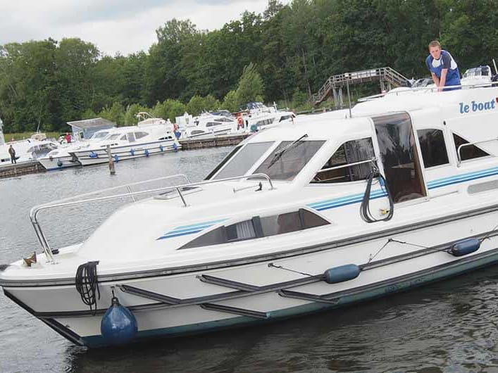 Clipper - Comfort 20 amarrado en Hindeloopen