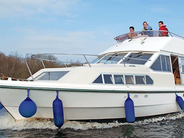 Shannon Star - Budget 5 amarrado en Carrick on Shannon / The Marina