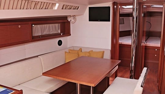 Pherousa Oceanis 48 moored at Lavrion Main Port