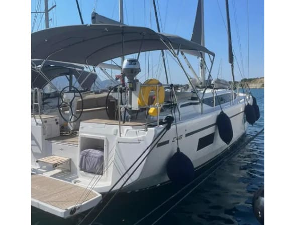 Kebifaiv Bavaria C46 біля причалу Palairos / Marina Paleros
