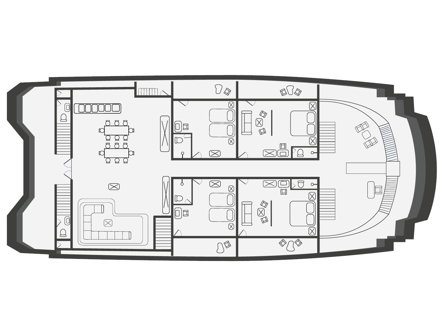 Petrel - Cabin 2 Power Catamaran amarrado en Baltra