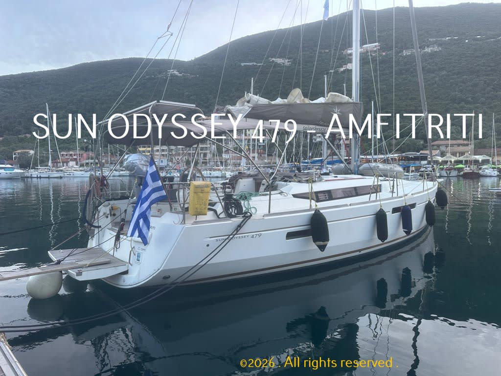 Comfort Sun Odyssey 479 біля причалу D-Marin Marina Gouvia