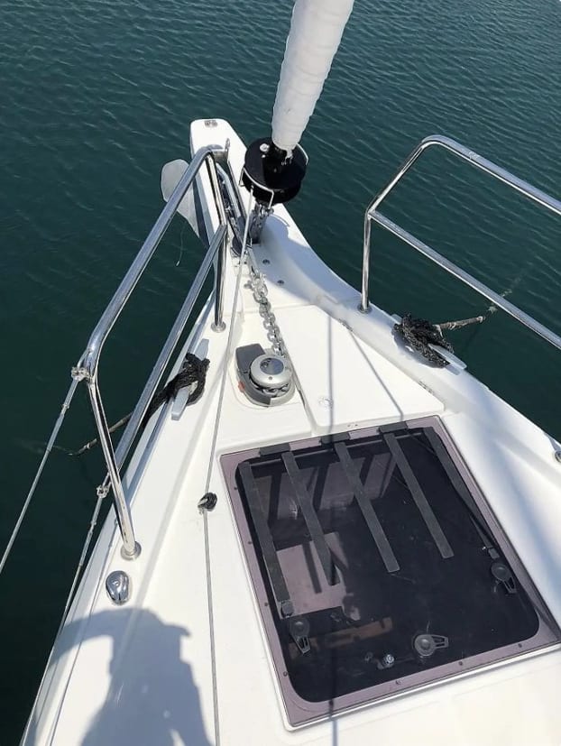 Tikal III Sun Odyssey 440 біля причалу Lefkada / D-Marin Marina Lefkas