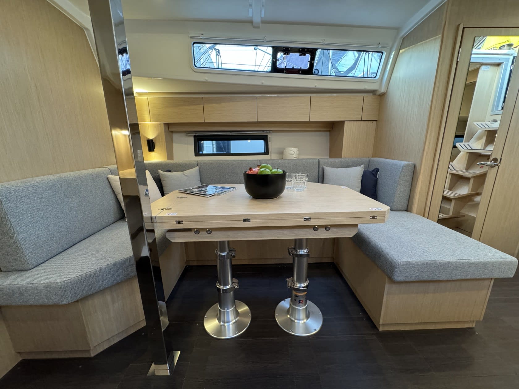 Ivana Bavaria C42 біля причалу Pula / Tehnomont Marina Veruda