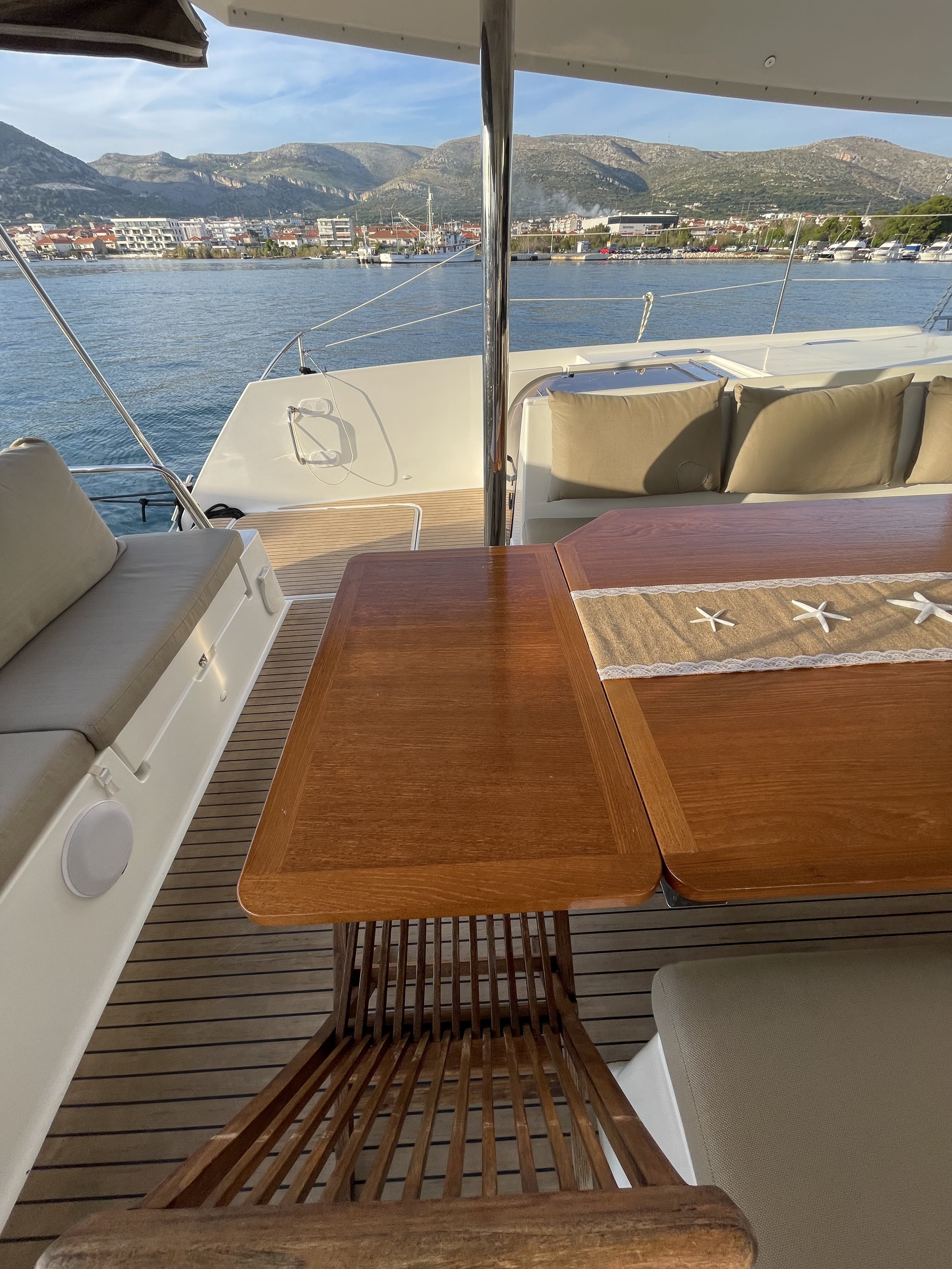 Lamela Saba 50 vor Anker in Lefkada / D-Marin Marina Lefkas