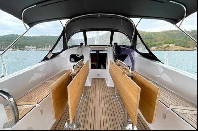 AF-ELAN45.1 Elan Impression 45.1 moored at Athens / Alimos Marina