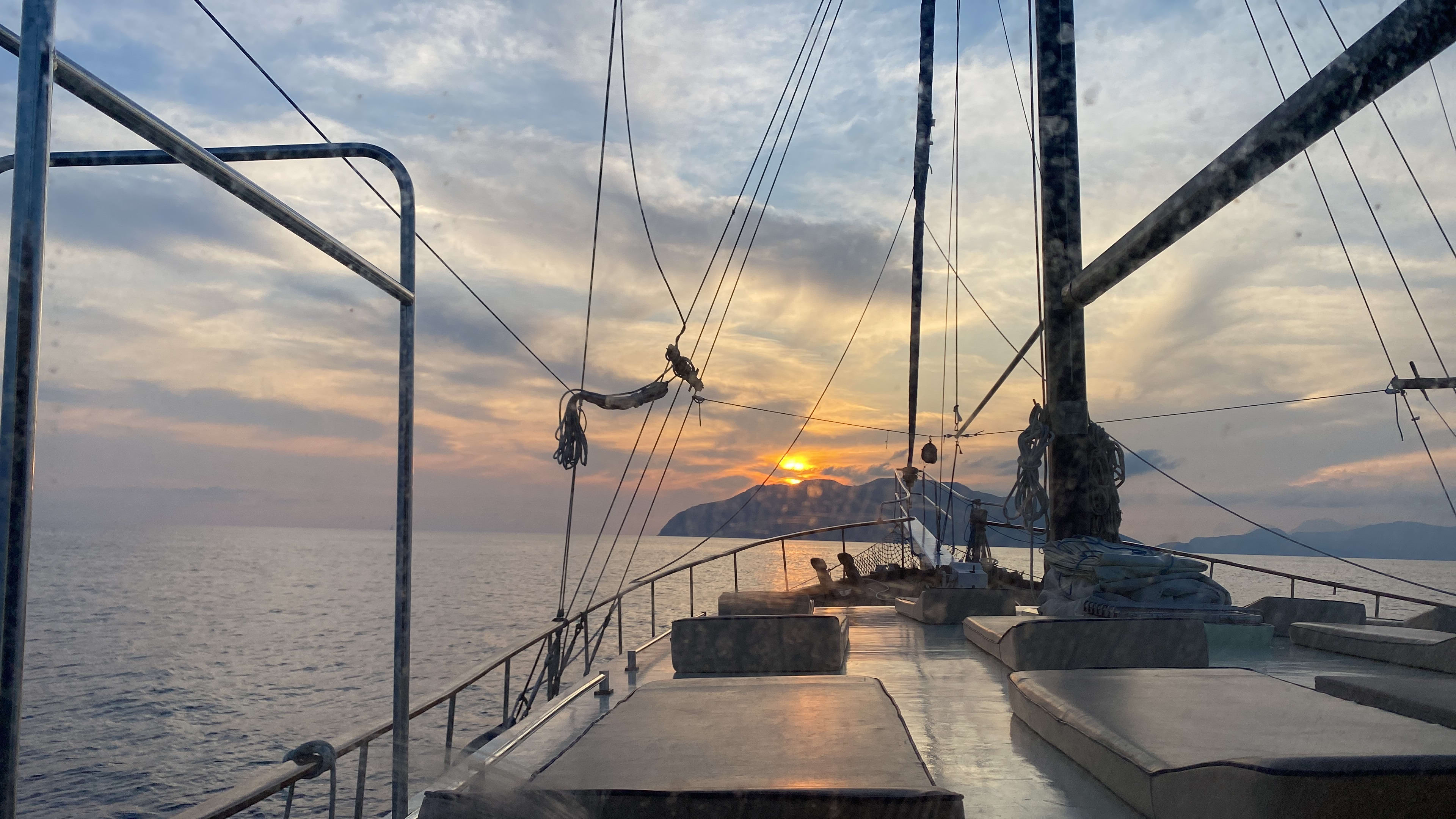 KAPTAN YILMAZ II (7 cabins + 1 bookable as extra) Gulet vor Anker in Milazzo / Porto Santa Maria Maggiore