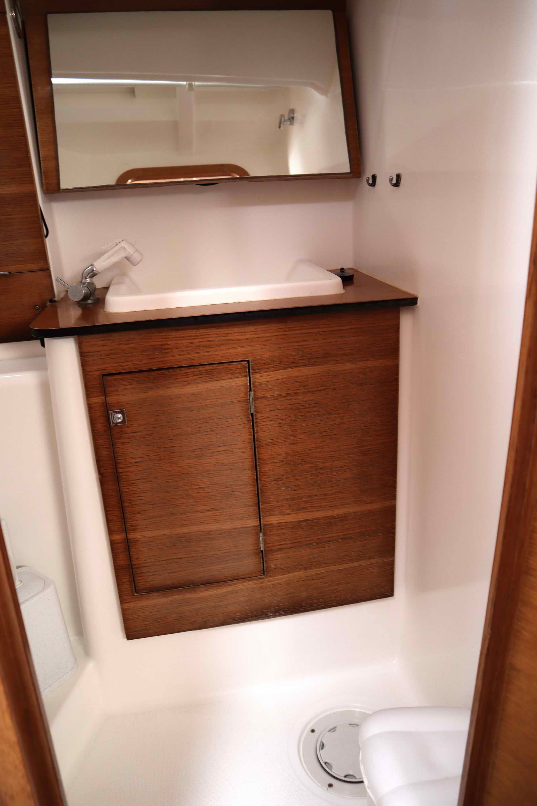 PRINCE FOLEGANDROS Dufour 382 Grand Large amarrado en Athens / Alimos Marina