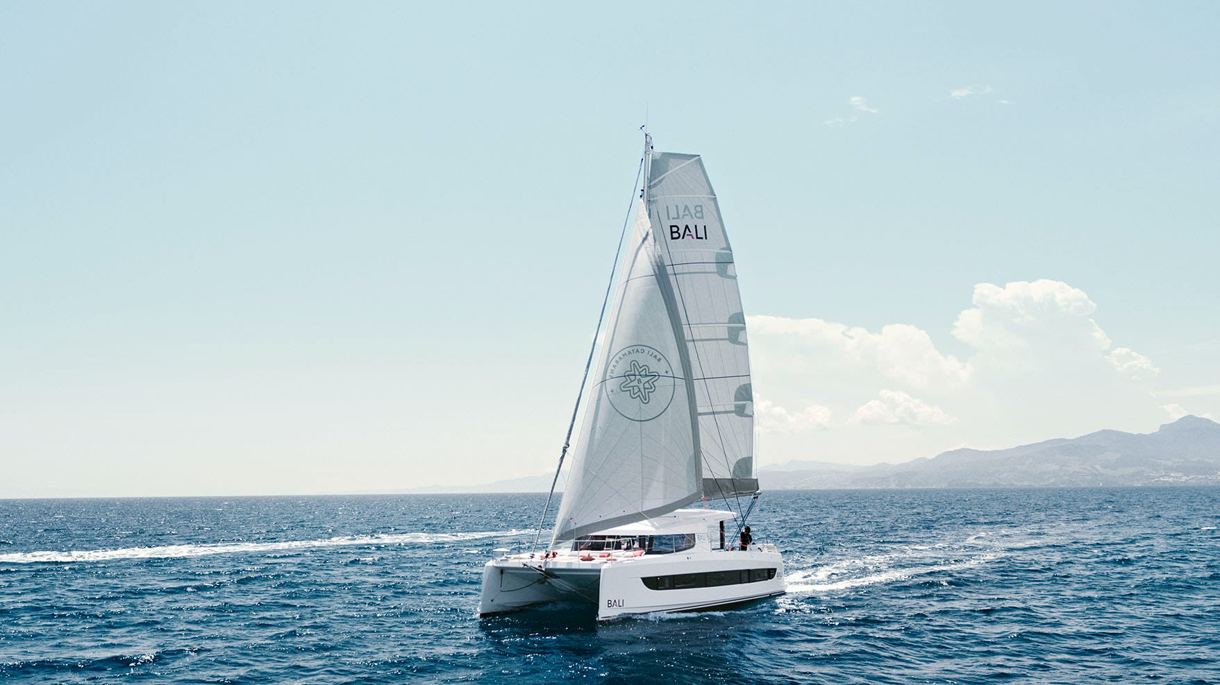 Vag Eurvad Bali Catsmart vor Anker in St Vincent / Blue Lagoon