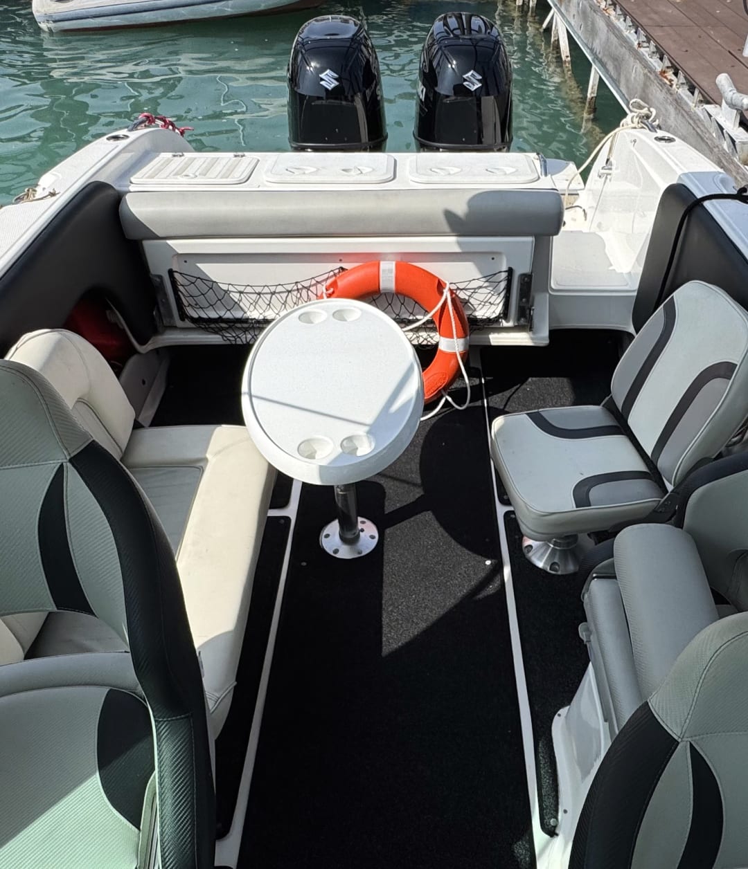 Supra Atomix 705 HT vor Anker in Phuket / Chalong Pier