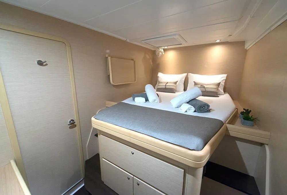 Nirvana Elegant Pack refit 2022 Lagoon 421 moored at Lefkada / Nikiana Marina