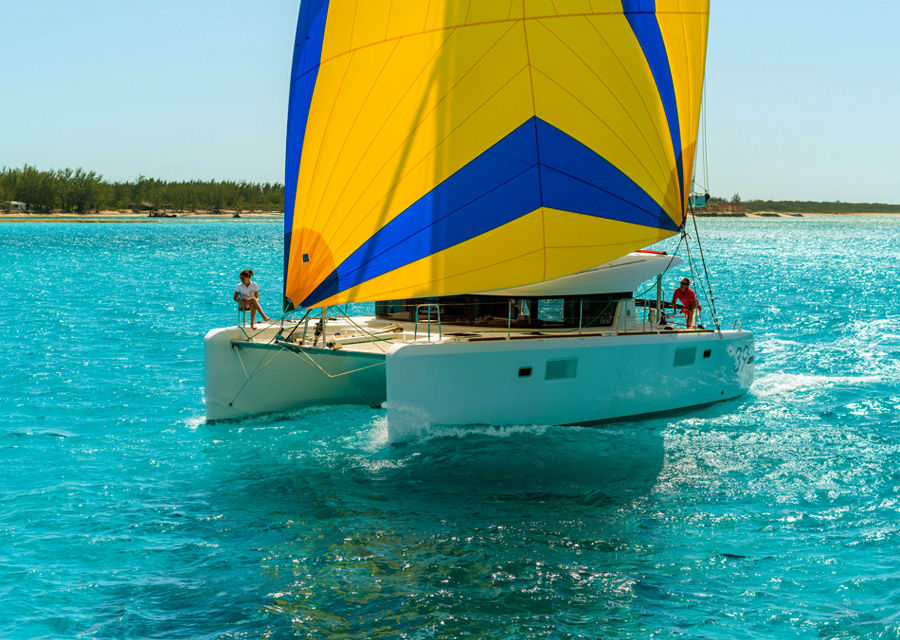 Bob Cat Lagoon 39 amarrado en Šibenik / D-Marin Marina Mandalina