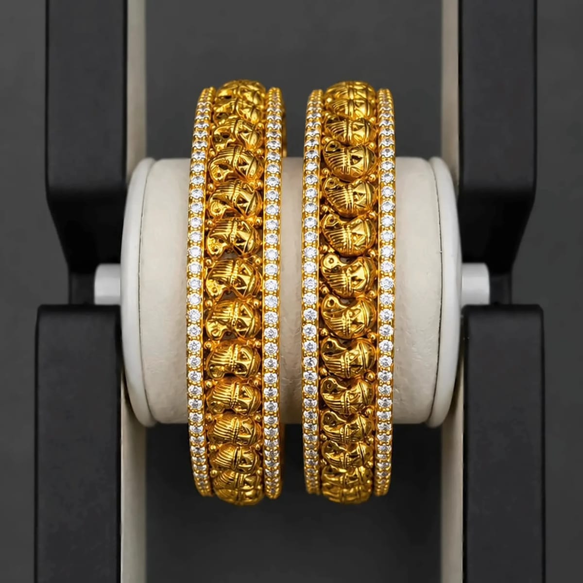 bangles-pearl-beaded-pair