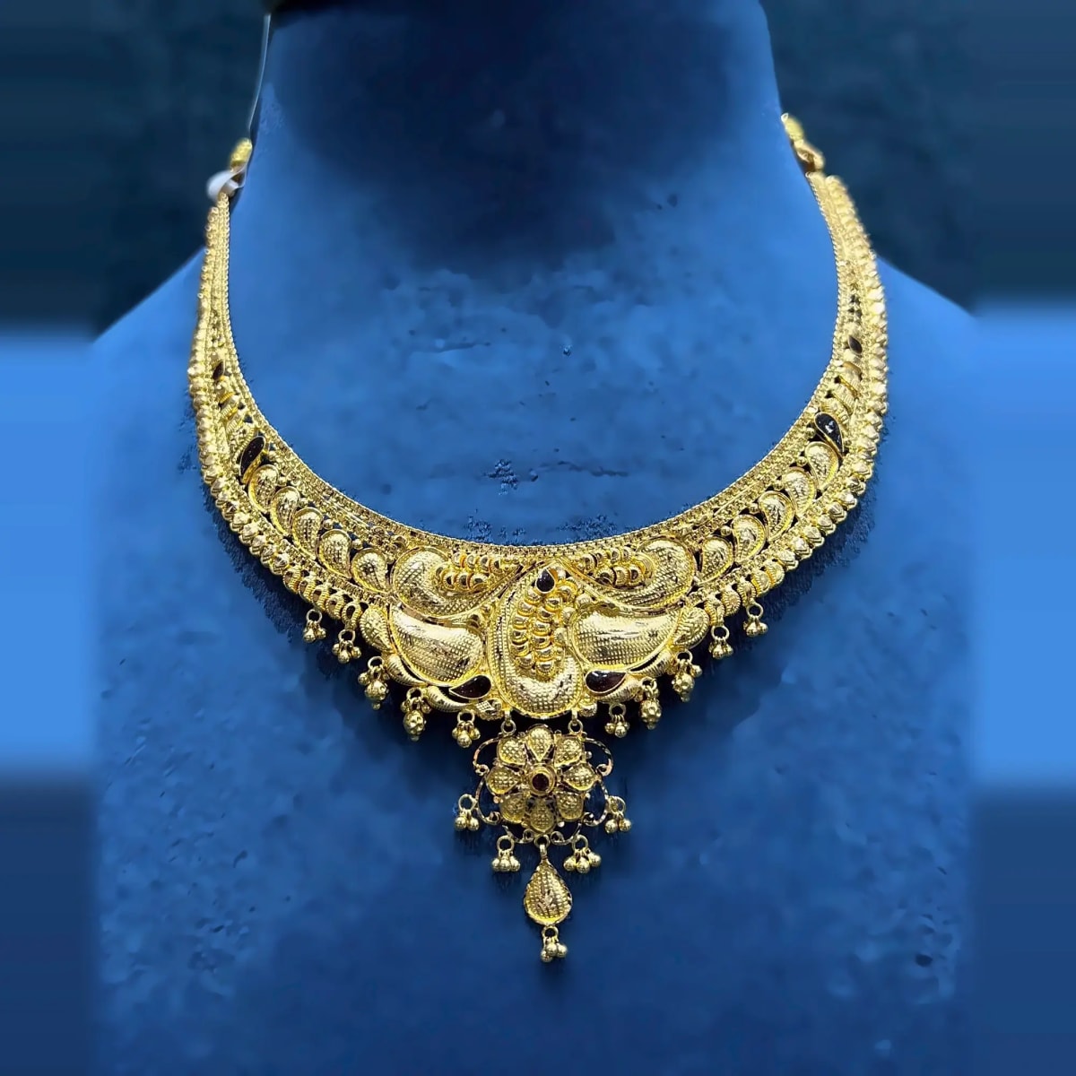 necklace-paisley-flower-pendant