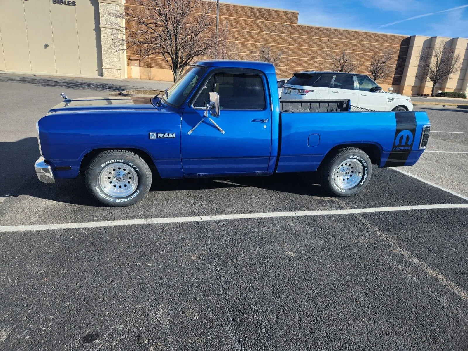 Dodge D100 Pickup
