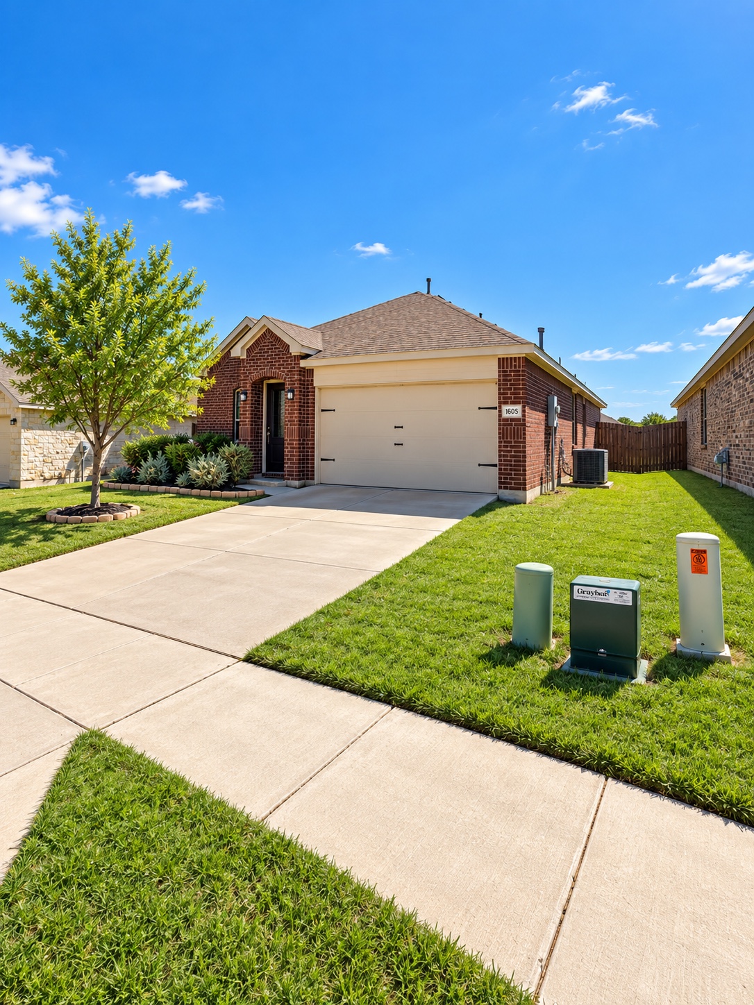 1605 River Crossing Drive listing photo 31