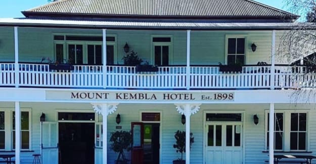 Mount Kembla Pub