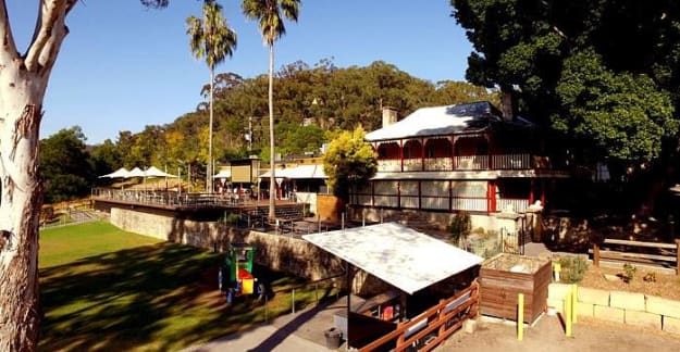 Wisemans Ferry Hotel